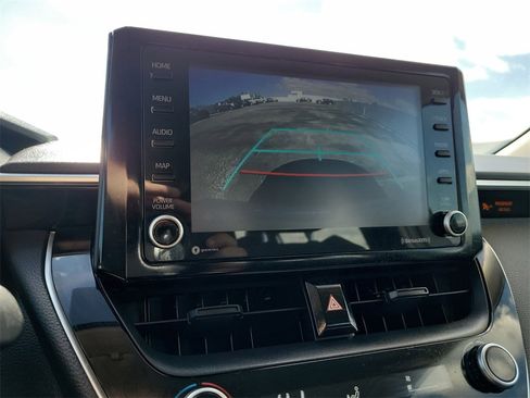 Certified 2022 Toyota Corolla LE image 30