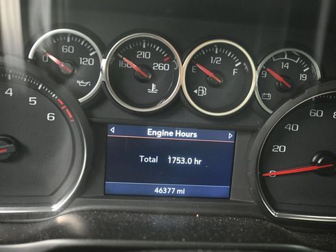 Used 2021 Chevrolet Silverado 1500 LTZ AWD/4WD image 11