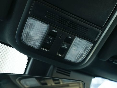 Used 2022 Honda Passport EX-L image 42