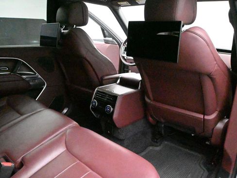 Used 2023 Land Rover Range Rover Long Wheelbase Autobiography image 32