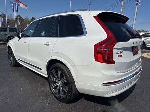 Used 2025 Volvo XC90 T8 Plus w/ Protection Package Premier image 3