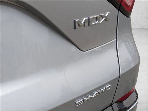 Used 2022 Acura MDX A-Spec image 6
