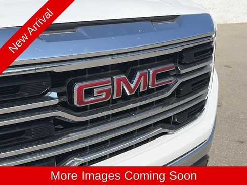 Used 2026 GMC Sierra 1500 SLT AWD/4WD image 7