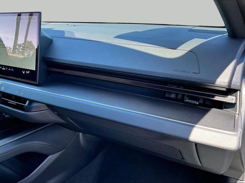 Used 2026 Lexus ES 350e w/ Convenience Package FWD image 17