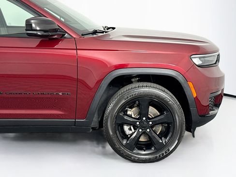Used 2024 Jeep Grand Cherokee L Altitude image 43