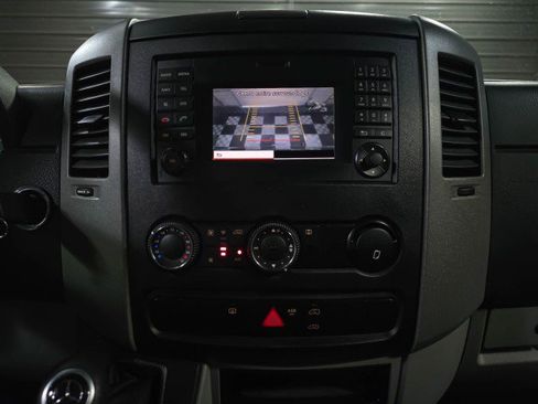 Used 2017 Mercedes-Benz Sprinter 2500 image 24