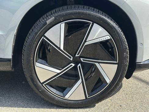 Used 2025 Volvo EX90 Plus w/ Protection Package Premier AWD/4WD image 9
