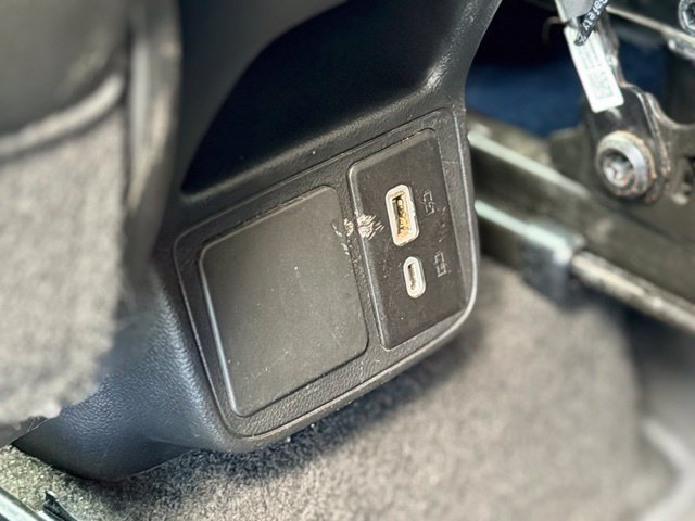 Used 2021 Buick Encore GX Preferred w/ Cold Weather Comfort Package FWD image 23