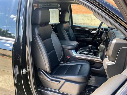 Used 2024 GMC Sierra 1500 Elevation w/ Elevation Premium Package AWD/4WD image 10