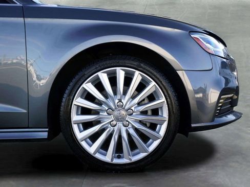 Used 2017 Audi A3 e-tron Premium Plus w/ Technology Package image 9