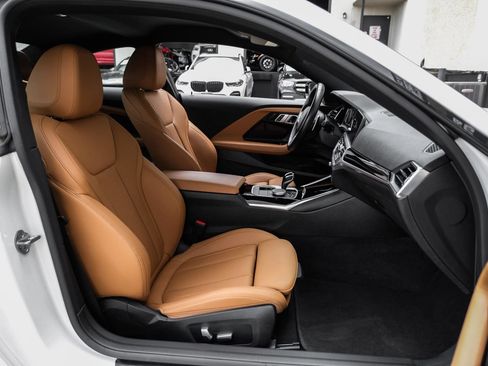 Used 2022 BMW 230i Coupe w/ M Sport Package RWD image 35