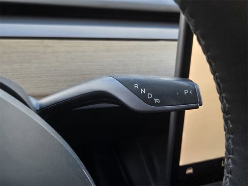 Used 2023 Tesla Model Y Long Range image 19