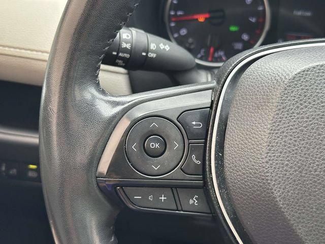 Used 2021 Toyota RAV4 XLE Premium AWD/4WD image 27