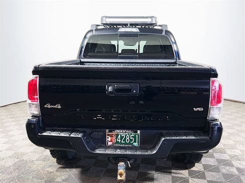 Certified 2018 Toyota Tacoma Limited image 7