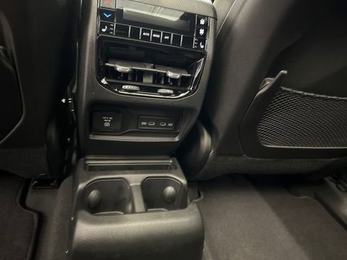 New 2026 Jeep Grand Cherokee L Limited w/ Limited Altitude Package image 28