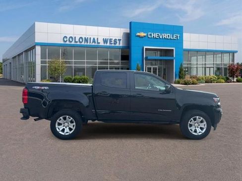 Used 2022 Chevrolet Colorado LT w/ LT Convenience Package AWD/4WD image 10