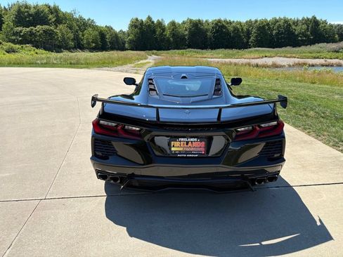 Used 2023 Chevrolet Corvette Stingray Preferred Cpe w/ Stealth Interior Trim Package RWD image 8