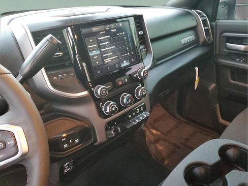 Used 2025 RAM 2500 Big Horn image 29