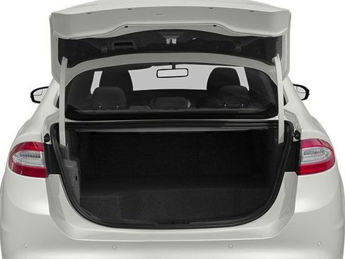 Used 2014 Ford Fusion SE w/ Equipment Group 502A image 12