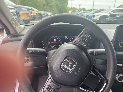 Used 2025 Honda Accord SE image 12