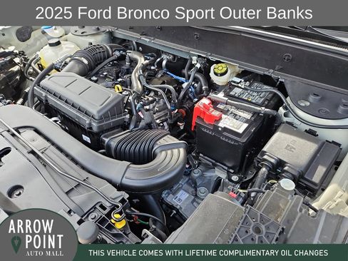 Used 2025 Ford Bronco Sport Outer Banks AWD/4WD image 14
