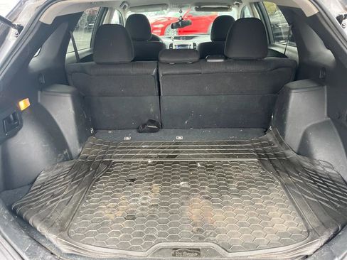 Used 2013 Toyota Venza LE image 19