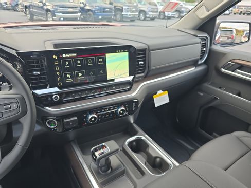 New 2026 GMC Sierra 1500 SLT w/ SLT Premium Plus Package image 21