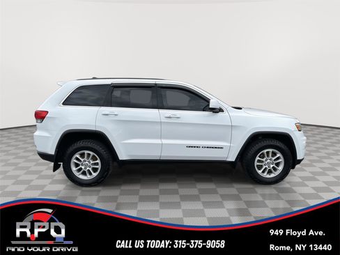 Used 2018 Jeep Grand Cherokee Laredo image 6