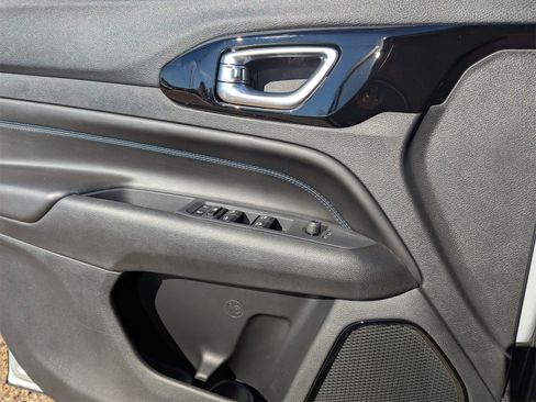 New 2026 Jeep Compass Limited image 13