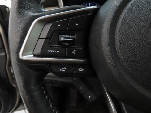 Used 2020 Subaru Outback Limited AWD/4WD image 12