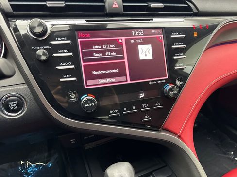 Used 2019 Toyota Camry XSE image 61