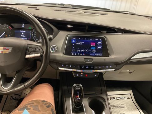 Used 2020 Cadillac XT4 Luxury AWD/4WD image 23