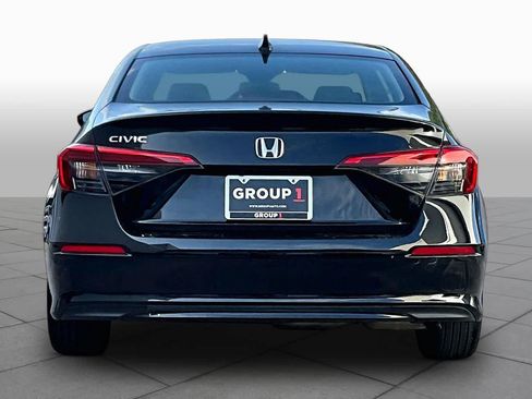 Used 2023 Honda Civic LX image 5