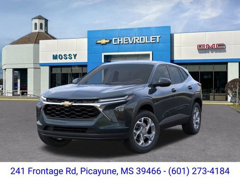 New 2026 Chevrolet Trax LS image 6
