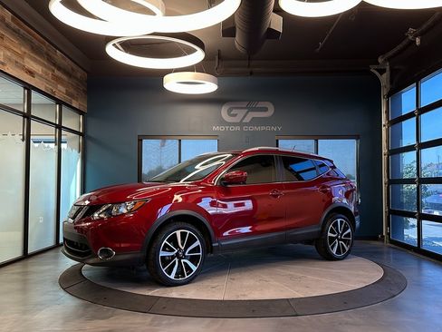 Used 2019 Nissan Rogue Sport SL image 7