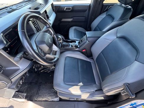 Used 2023 Ford Bronco Outer Banks image 17