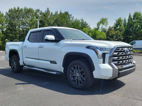 Used 2023 Toyota Tundra Platinum AWD/4WD image 3