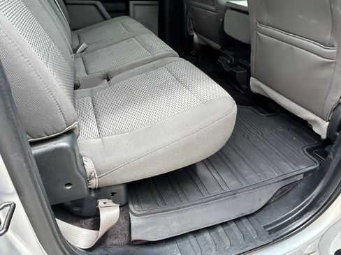 Used 2016 Ford F150 XLT AWD/4WD image 11