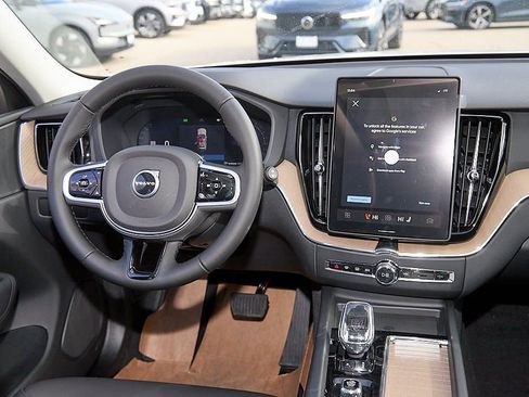 New 2026 Volvo XC60 B5 Plus w/ Climate Package image 24