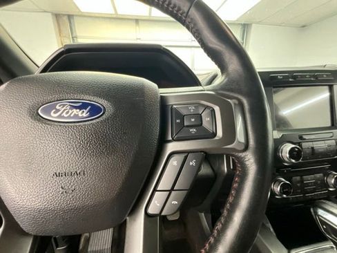 Used 2018 Ford F150 Lariat w/ Equipment Group 502A Luxury AWD/4WD image 19