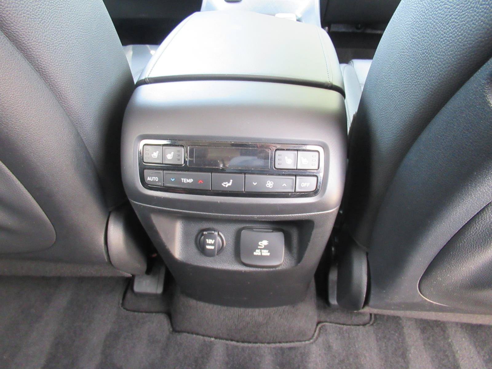 Used 2023 Hyundai Palisade Limited FWD image 32