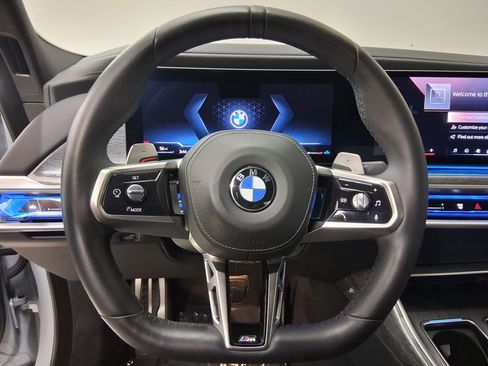 Used 2023 BMW 760i xDrive image 14