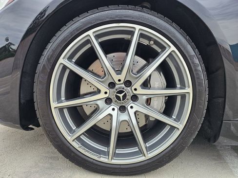 Used 2018 Mercedes-Benz S 560 Sedan image 12