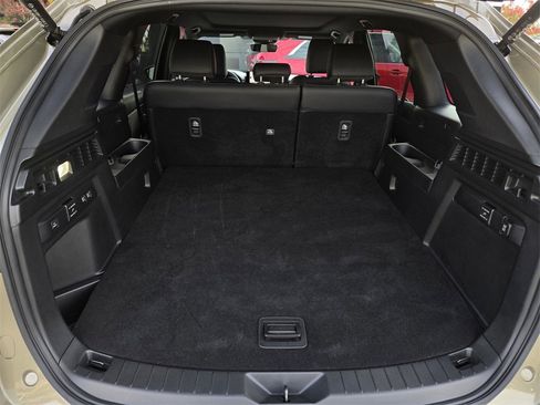 Certified 2025 MAZDA CX-70 Plug-In Hybrid w/ Premium Plus image 35