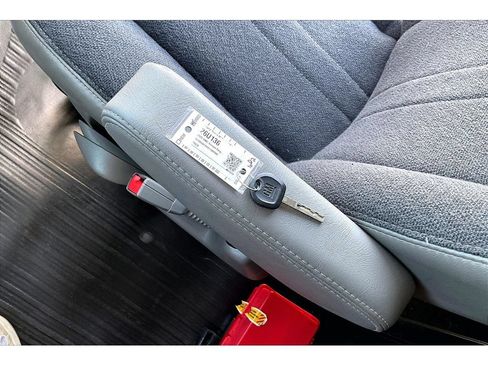 Used 2025 GMC Savana 2500 w/ Driver Convenience Package RWD image 32