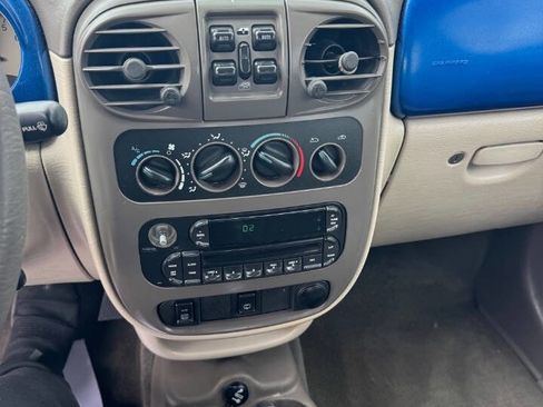 Used 2005 Chrysler PT Cruiser Touring image 19