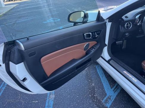 Used 2020 Mercedes-Benz SLC 43 AMG image 6