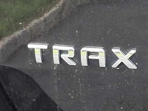 Used 2020 Chevrolet Trax LS image 29