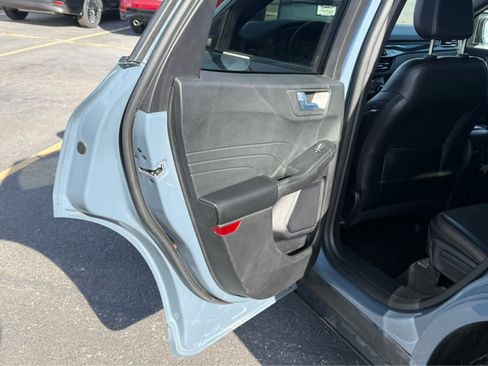 Used 2023 Ford Escape ST-Line image 17