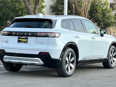 New 2026 Honda Prologue Touring image 4